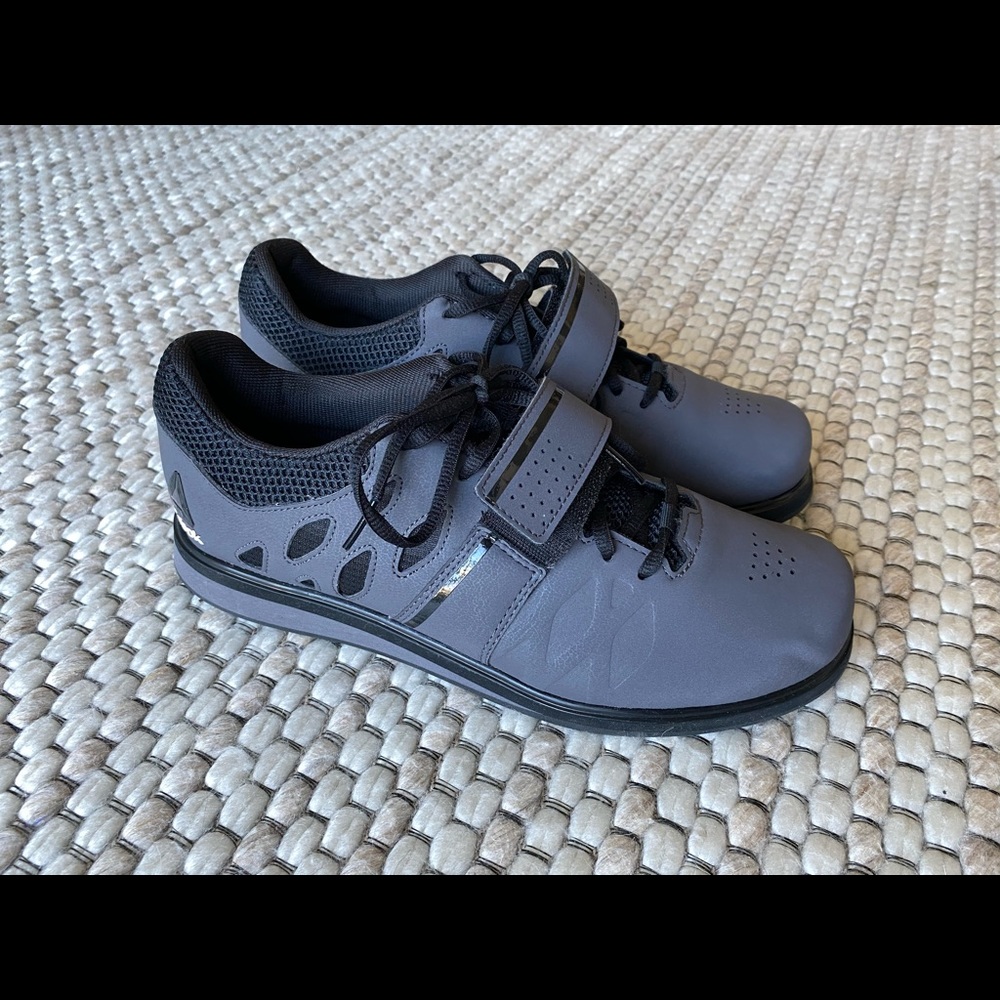 Reebok weightlifting cross-trainer shoe